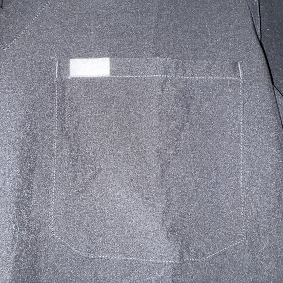 FIGS Catarina‎ One-Pocket Scrub Top Women's Medium Black V-Neck Medical Uniform - Picture 3 of 9